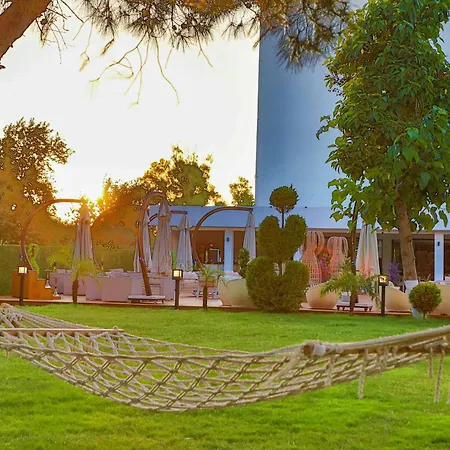 Lara Garden Hotel 2*
