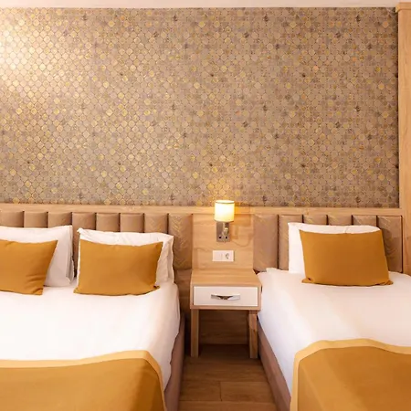 Lara Garden Hotel 2*